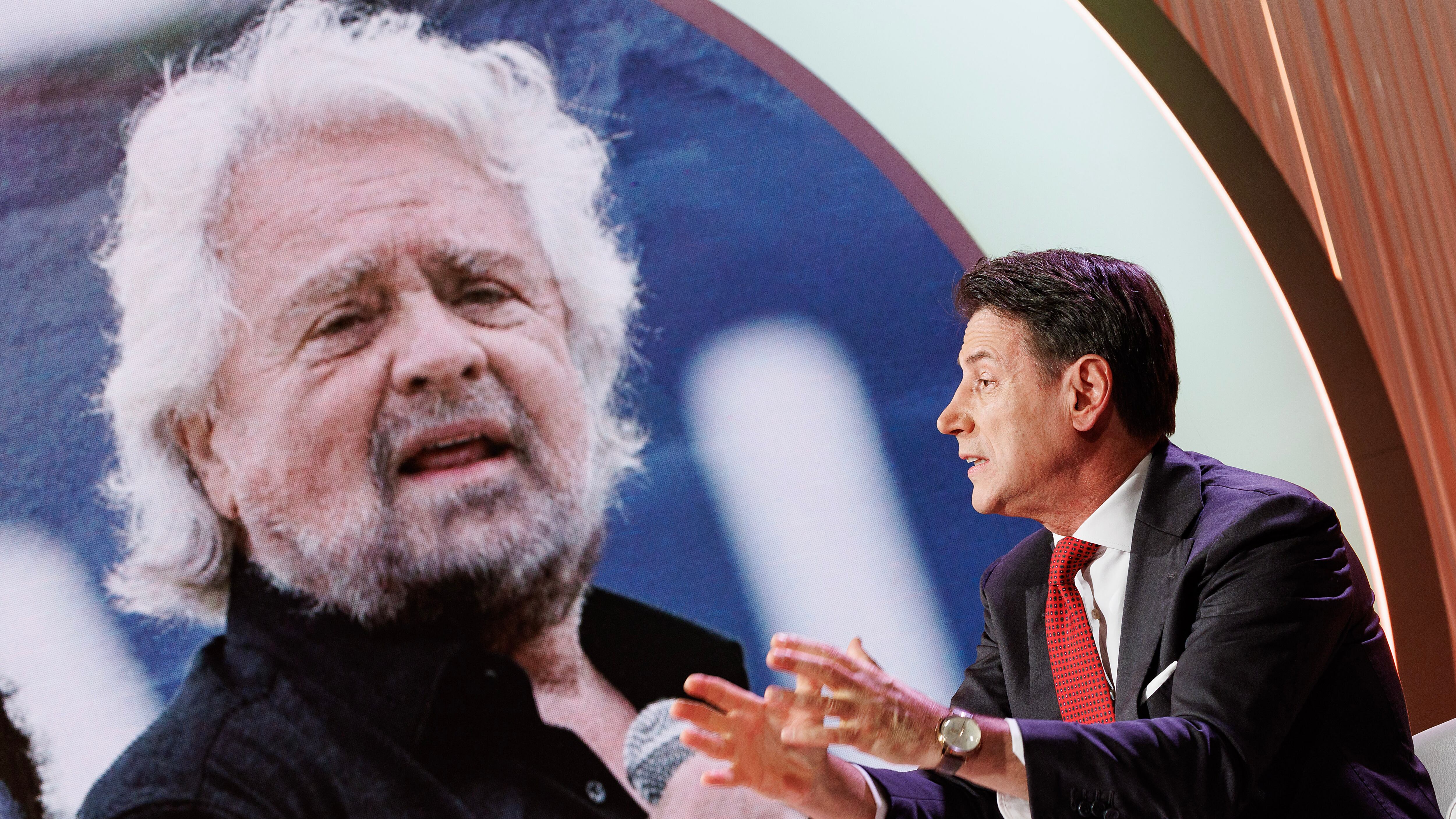 Ha ragione il becchino Grillo, allarme rosso Kamala e Schlein: quindi, oggi...