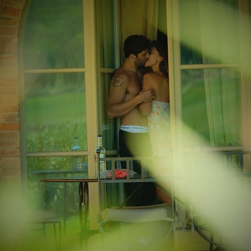 Andrea Iannone e Belen Rodriguez, le foto più belle 6
