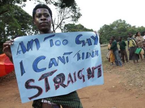 La Nigeria sospende i processi contro gli omosessuali