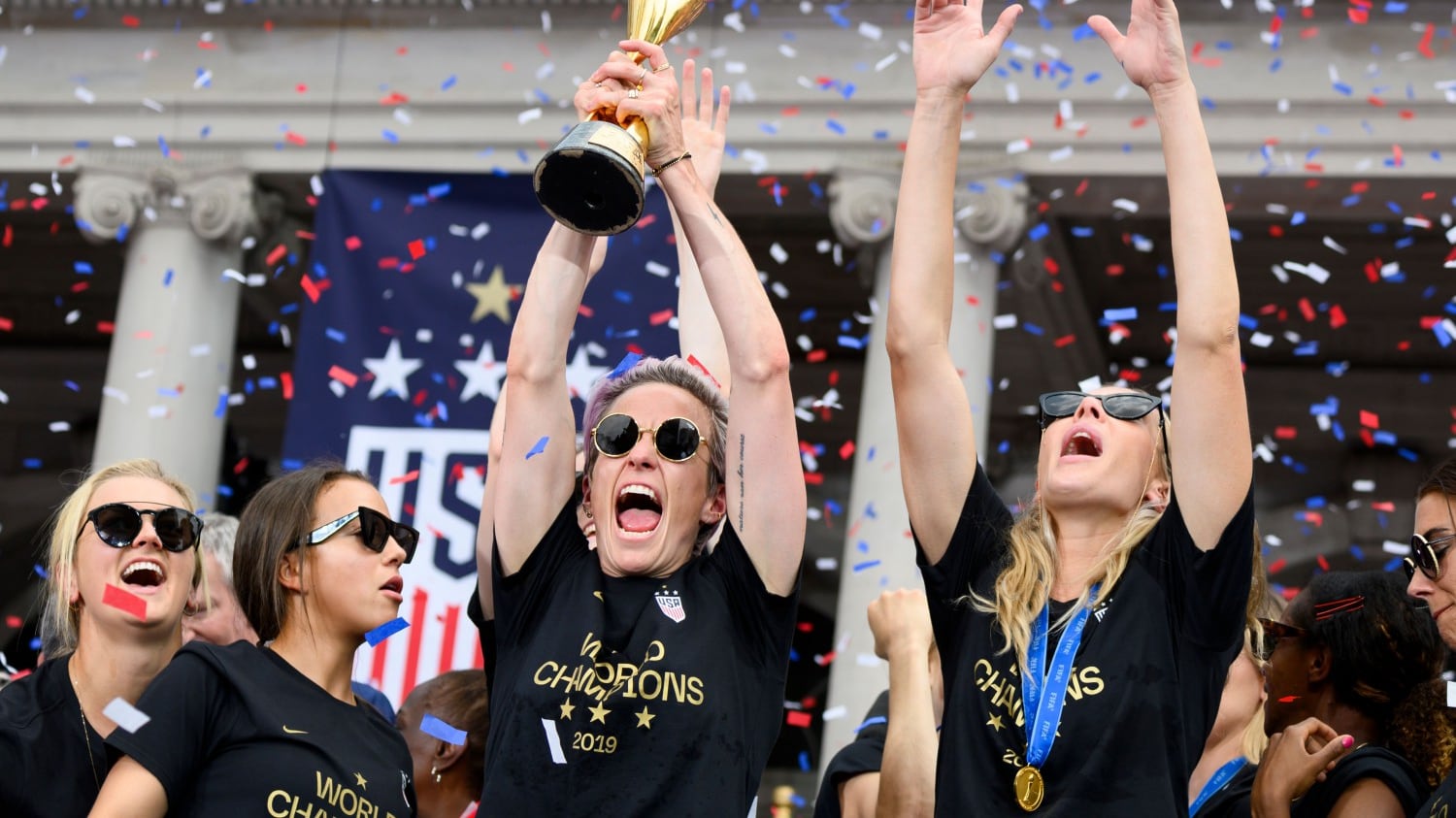 Le calciatrici Usa: "Nessuna di noi andrà da Trump"