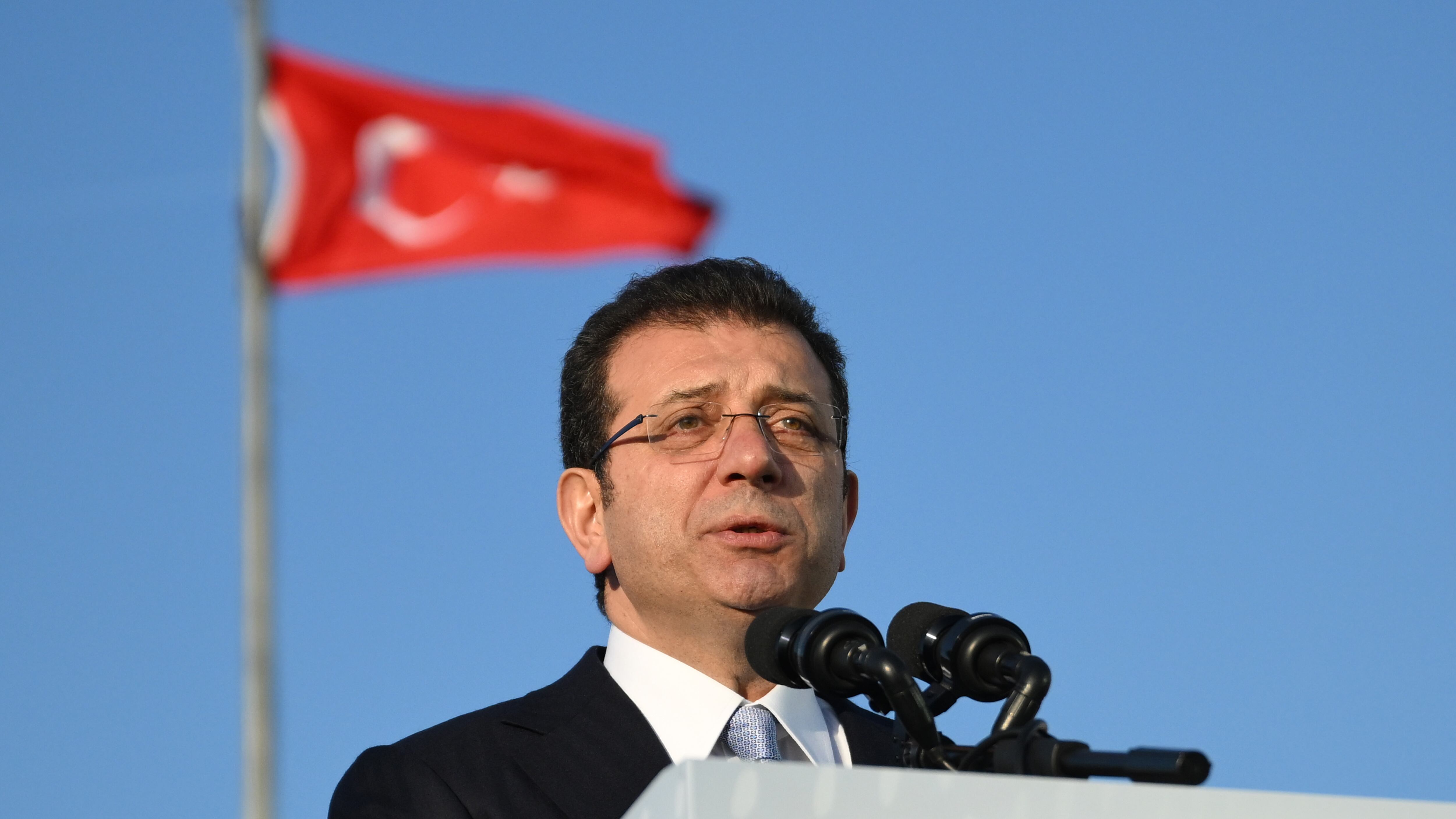 Incoronato da 13 milioni di voti alle primarie. La sua sfida a Erdogan: "Non mi piegherò mai"
