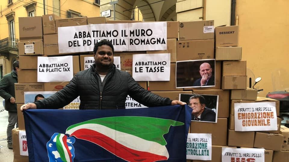 Se a odiare i neri sono le sardine alla sinistra non importa niente