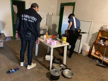 Puglia, le vite dei braccianti nelle mani dei caporali 3