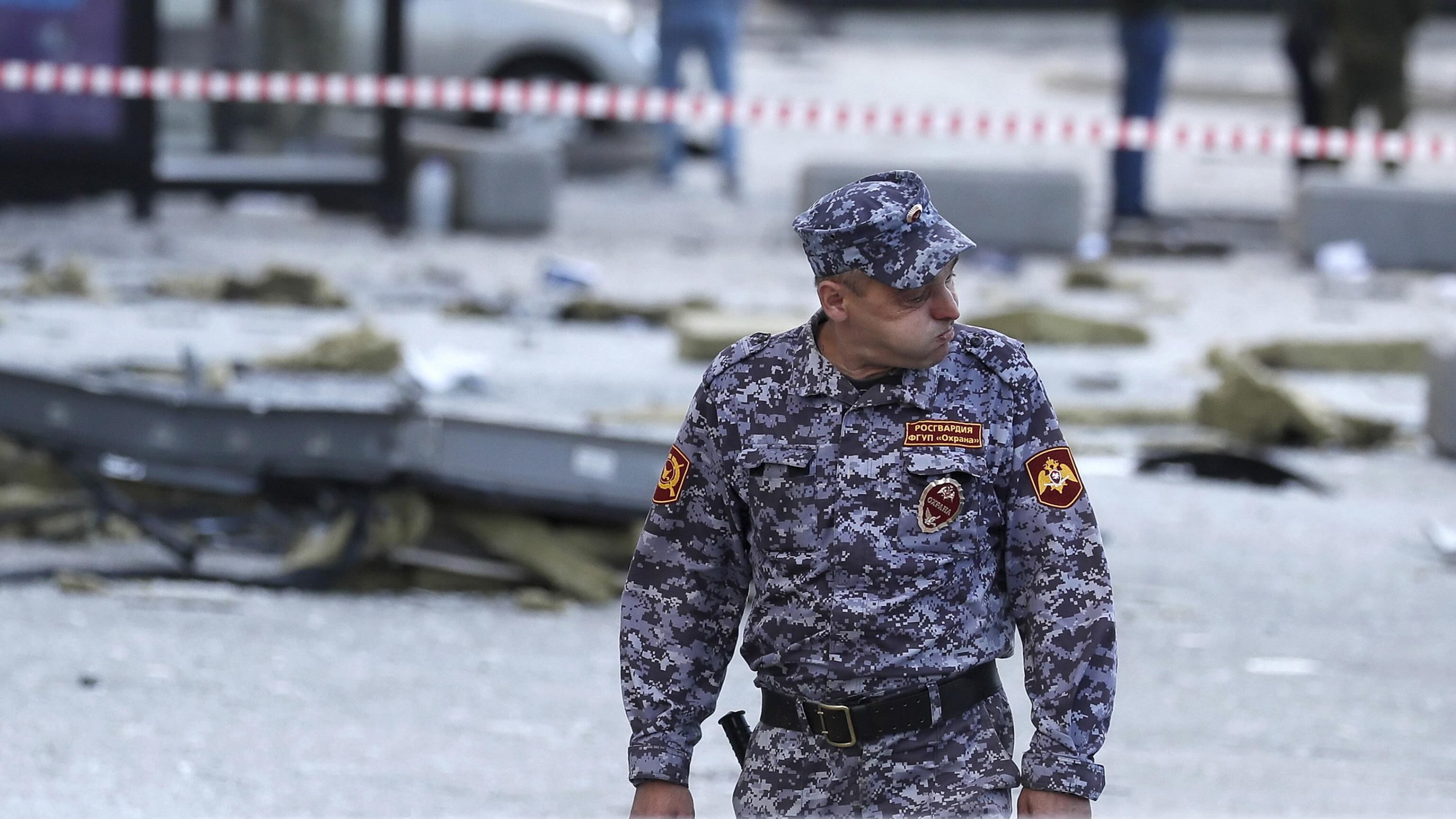 Raid, attacchi sventati e aeroporti chiusi: così Mosca resta nel mirino dei droni