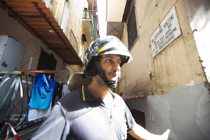 Napoli, esplode palazzina durante uno sfratto 1