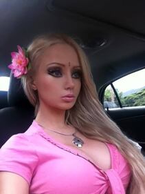 Valeria Lukyanova, la Barbie umana 39