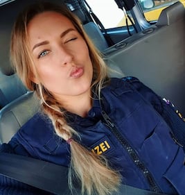 Gli scatti delle sexy poliziotte tedesche 6