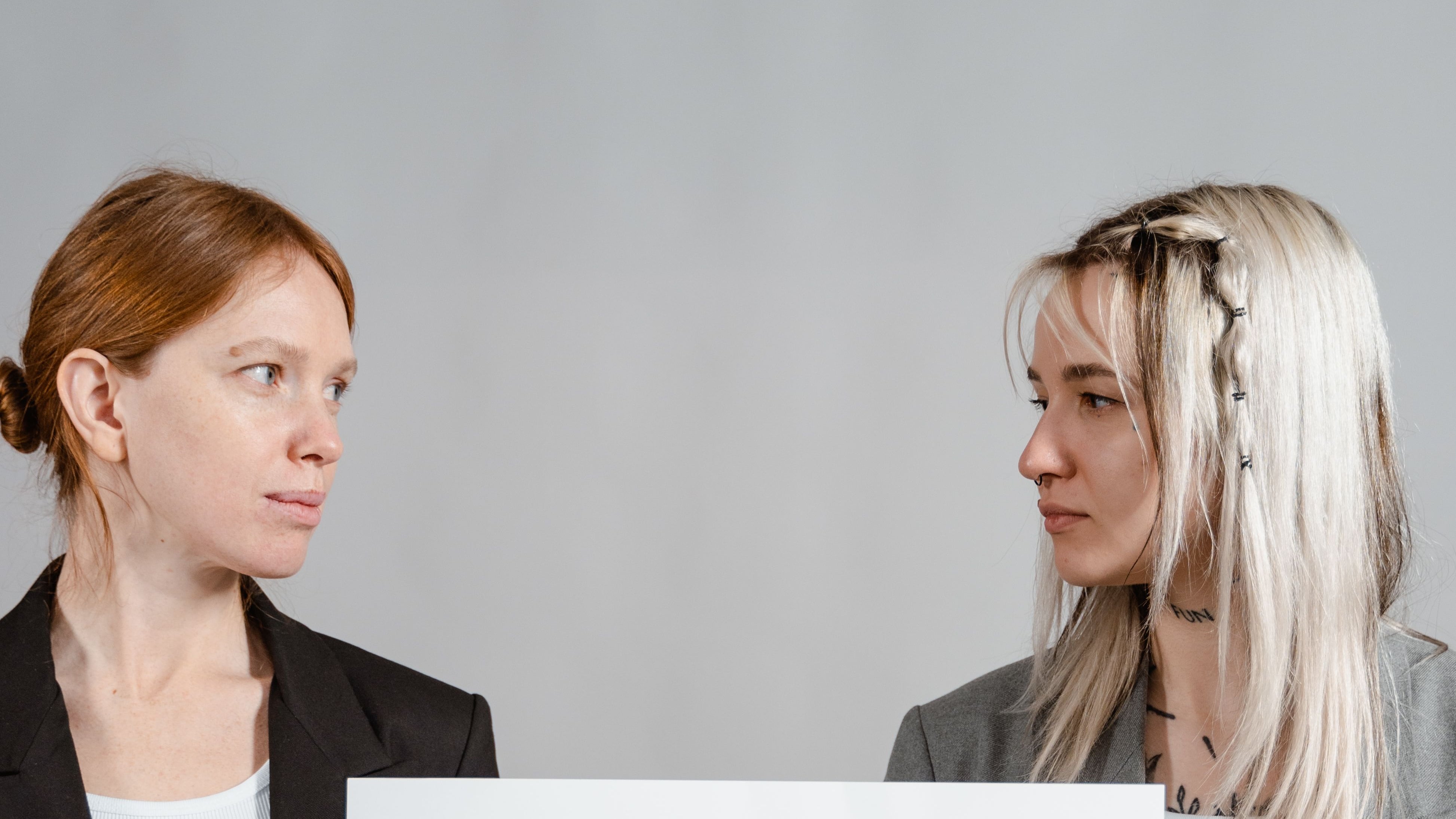 Quando le femministe mi davano dell’incel, ora uno studio misura la solitudine sessuale delle femcel