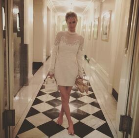 Nicky Hilton: abito bianco sexy ma sobrio per la sorellina di Paris  6
