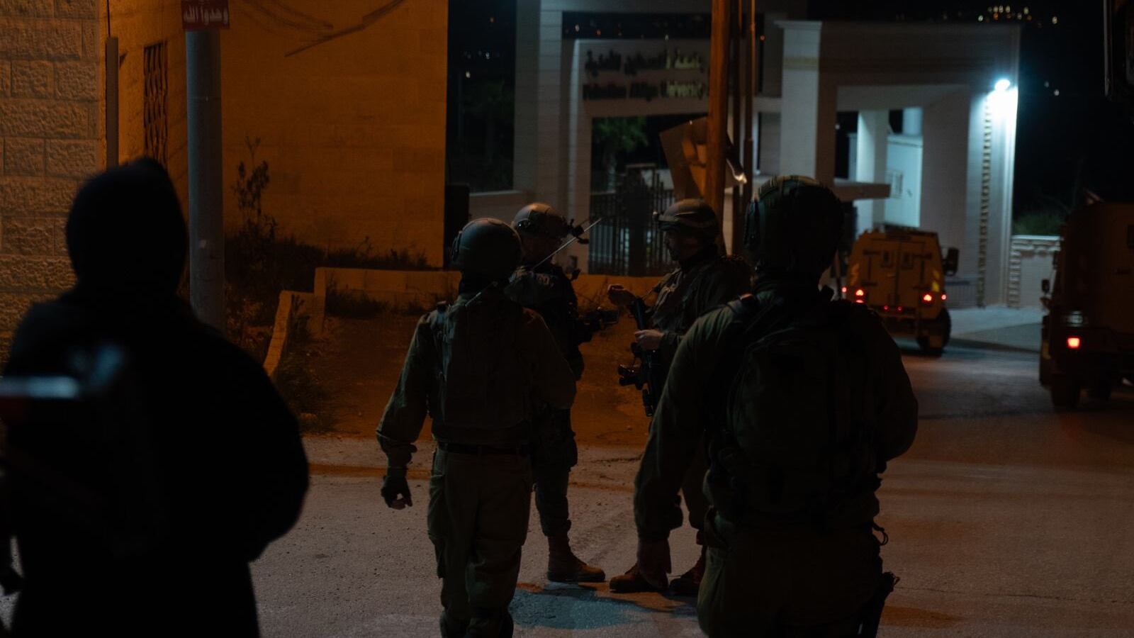 Nuovo raid israeliano all'ospedale Al-Shifa: "Usato come centro di comando da Hamas"