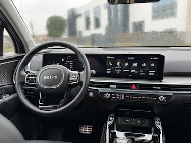 KIA Sorento HEV 2025: guarda la gallery del SUV 7 posti ibrido full 18