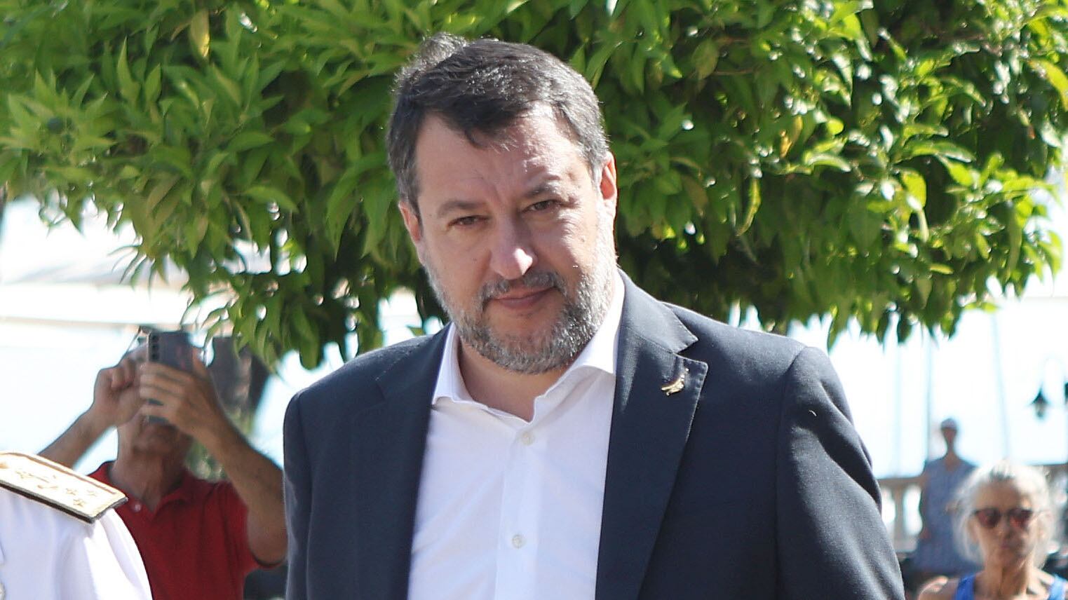 Salvini smorza i toni contro i magistrati e punta Open Arms: ora li denuncio