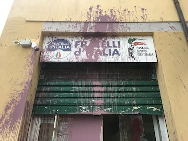 Imbrattata la sede di Casaggì a Firenze 3