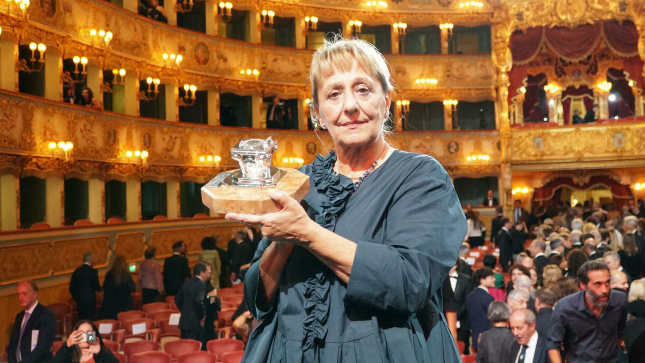 "Nel mio romanzo oso dire che la follia spesso è soltanto ribellione all'iniquità"
