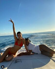 Kendall e Kylie Jenner, le foto delle sorelle 1