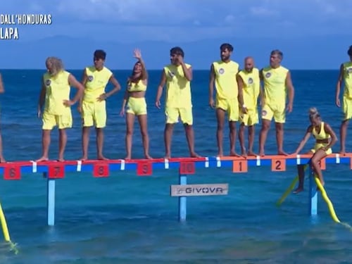 Malore all'Isola dopo la prova: "Ha avuto un mancamento"