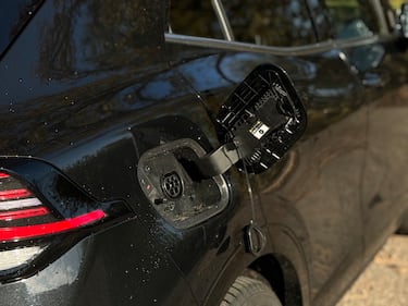 Kia Sportage PHEV: guarda la gallery del suv ibrido plug-in 15