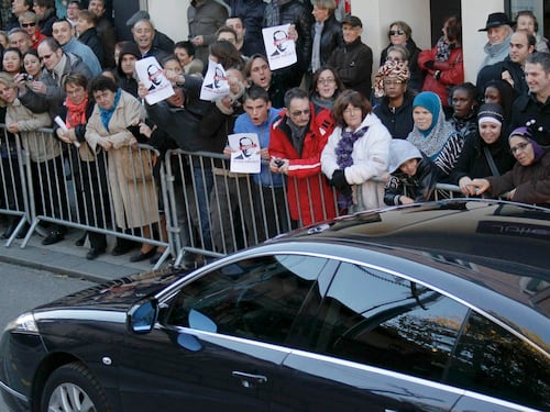 Parigi, slogan contro Hollande. Settanta arresti