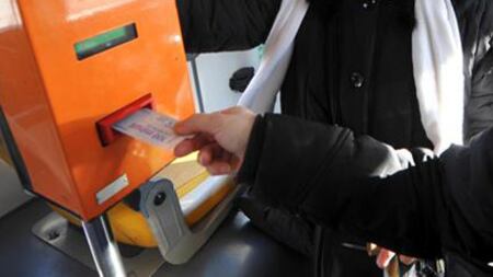 150 euro ai passeggeri-spia. "Segnalate chi non ha il biglietto"