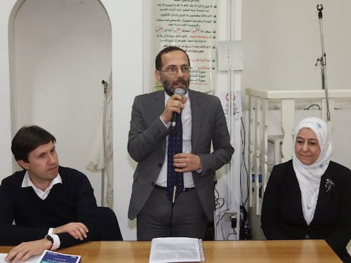 L'islam, i soldi dal Qatar e i legami col Pd. L'imam Elzir: "I bilanci? Non li pubblichiamo"