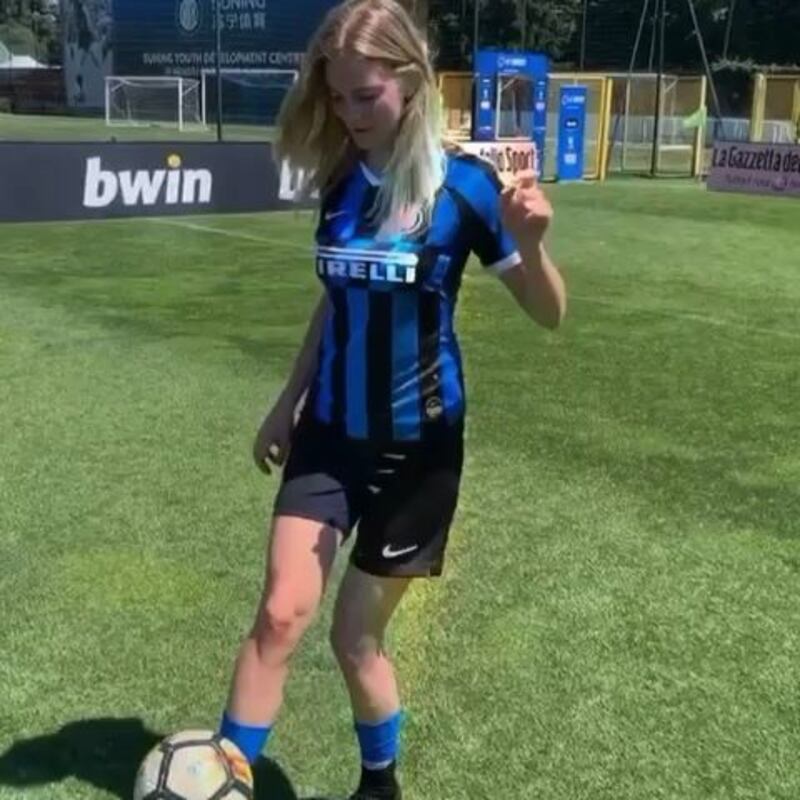 Astrid Ericsson esagerata su Instagram 10