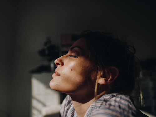 Carenza di vitamina D: quali malattie provoca e come riconoscere i sintomi