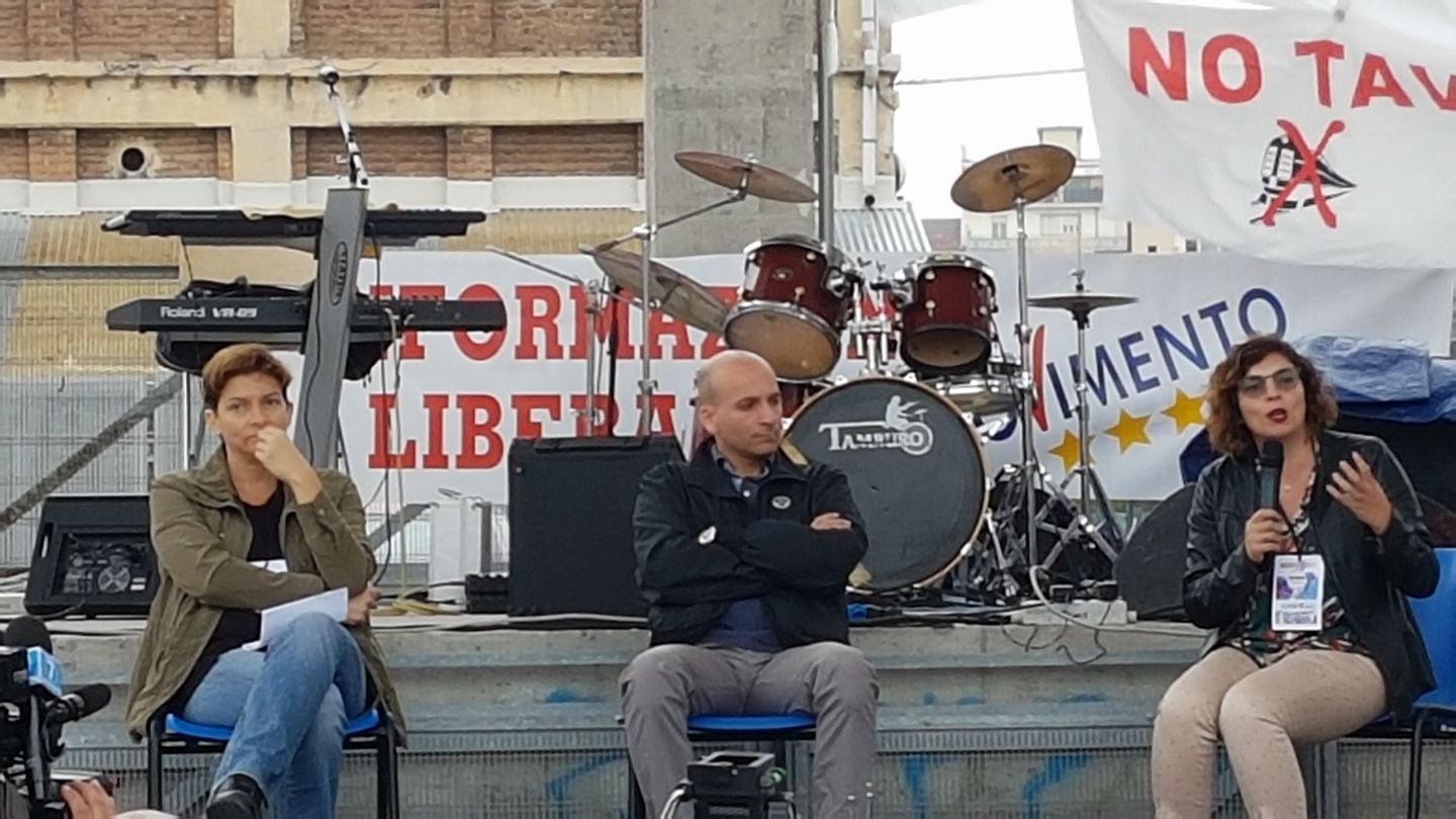 Insultava Di Maio e colleghi, Castelli quasi fuori