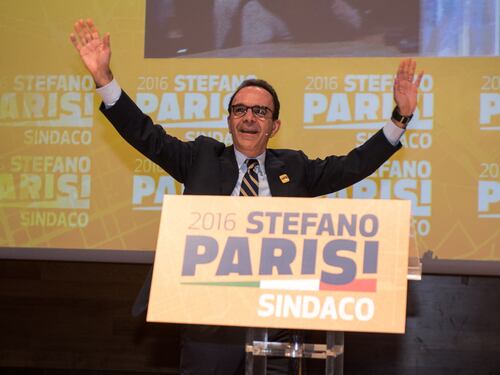Sondaggio Tecnè, Parisi in vantaggio su Sala a Milano