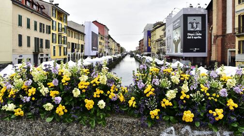 A Milano il Mercato Fiori e Sapori nel Naviglio Grande 7