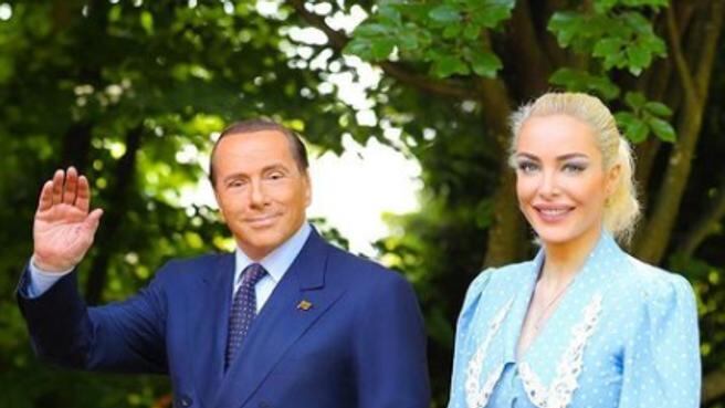 Il "sì" simbolico del Cavaliere a Marta Fascina