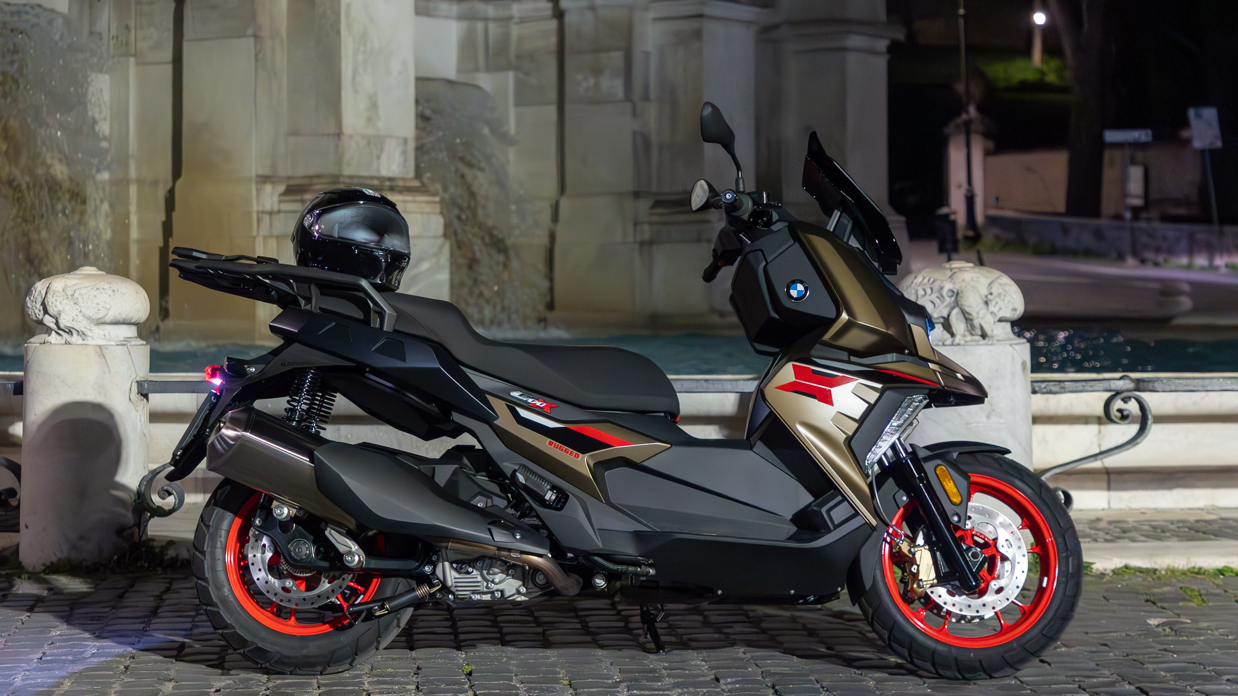 BMW C 400 X, la Grande bellezza su due ruote