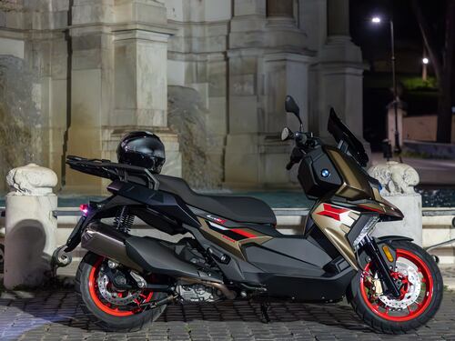 BMW C 400 X, la Grande bellezza su due ruote