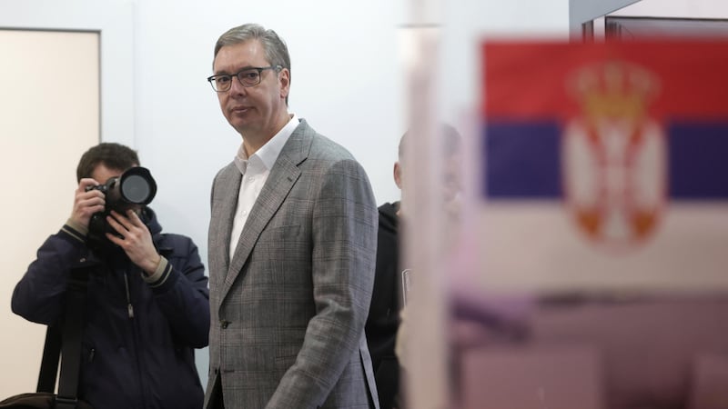 Serbia, svolta alle urne. Vučić: “Abbiamo perso le elezioni”, alla Lista studentesca 135 seggi su 250