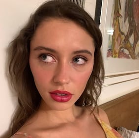 Iris Law, la sexy figlia di Jude Law 10