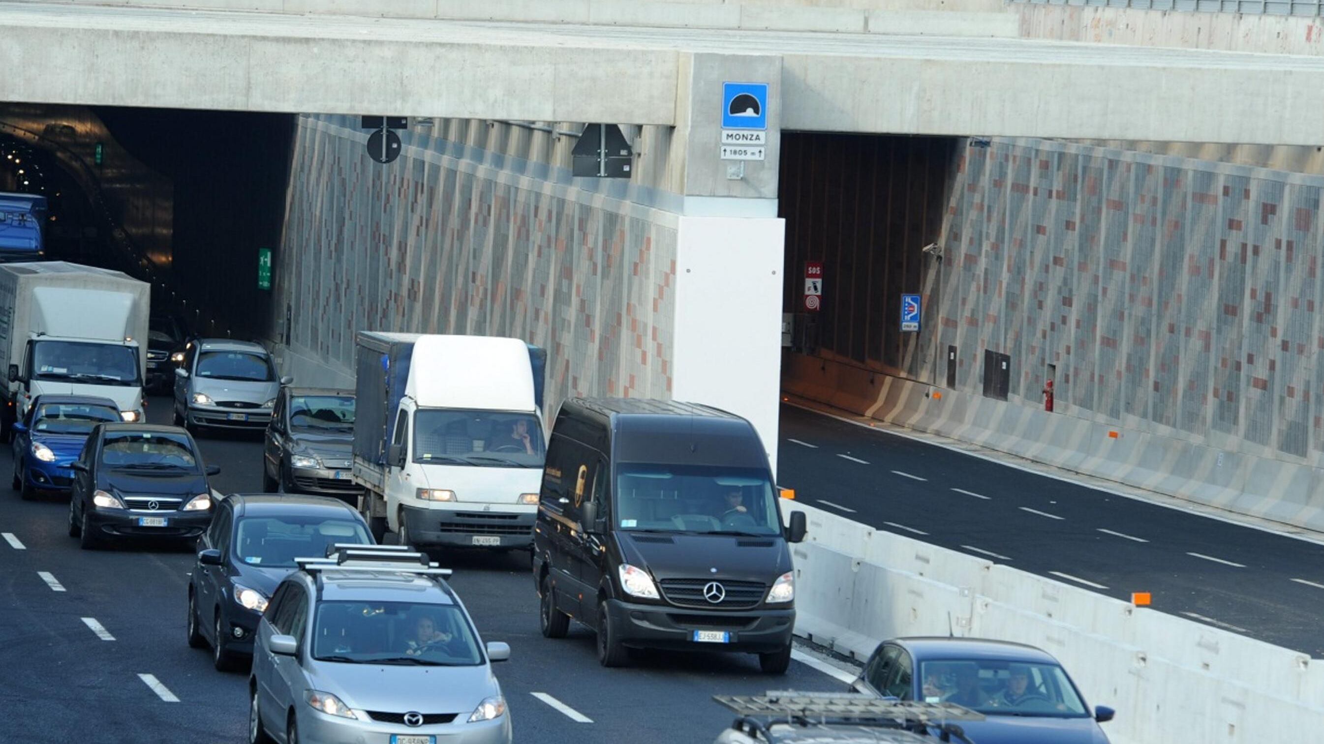 Via al tunnel che avvicina la Brianza