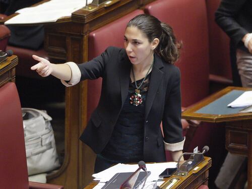 L'ex di Giulia Sarti: "Le ho mentito, non ho il cancro"
