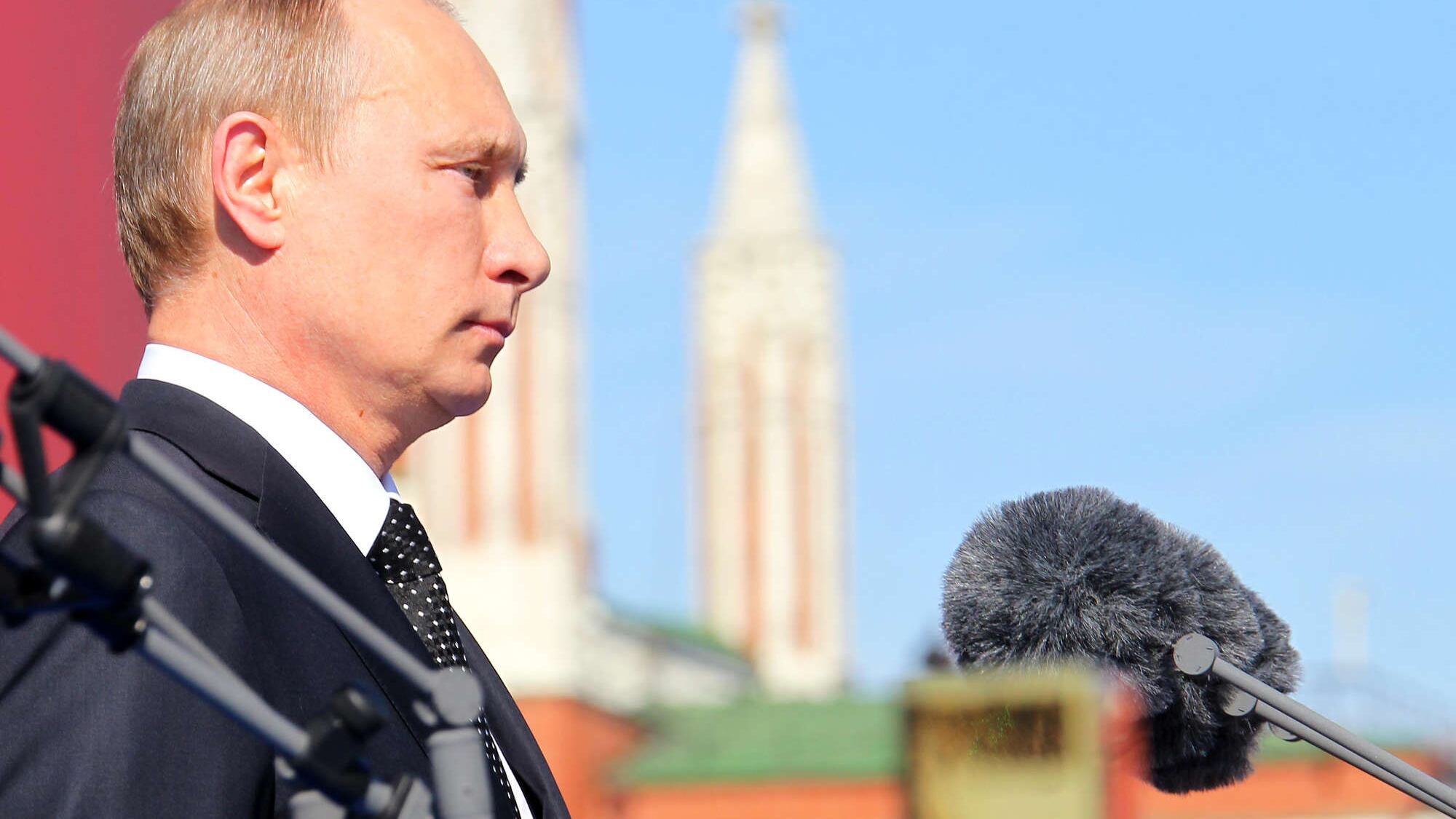 Russia, Putin promulga la legge anti omosessuali