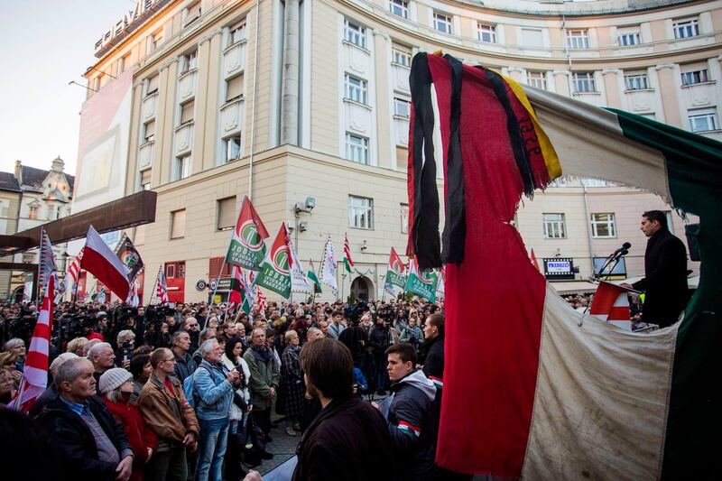 Jobbik, la destra ungherese che sfida Orban 5