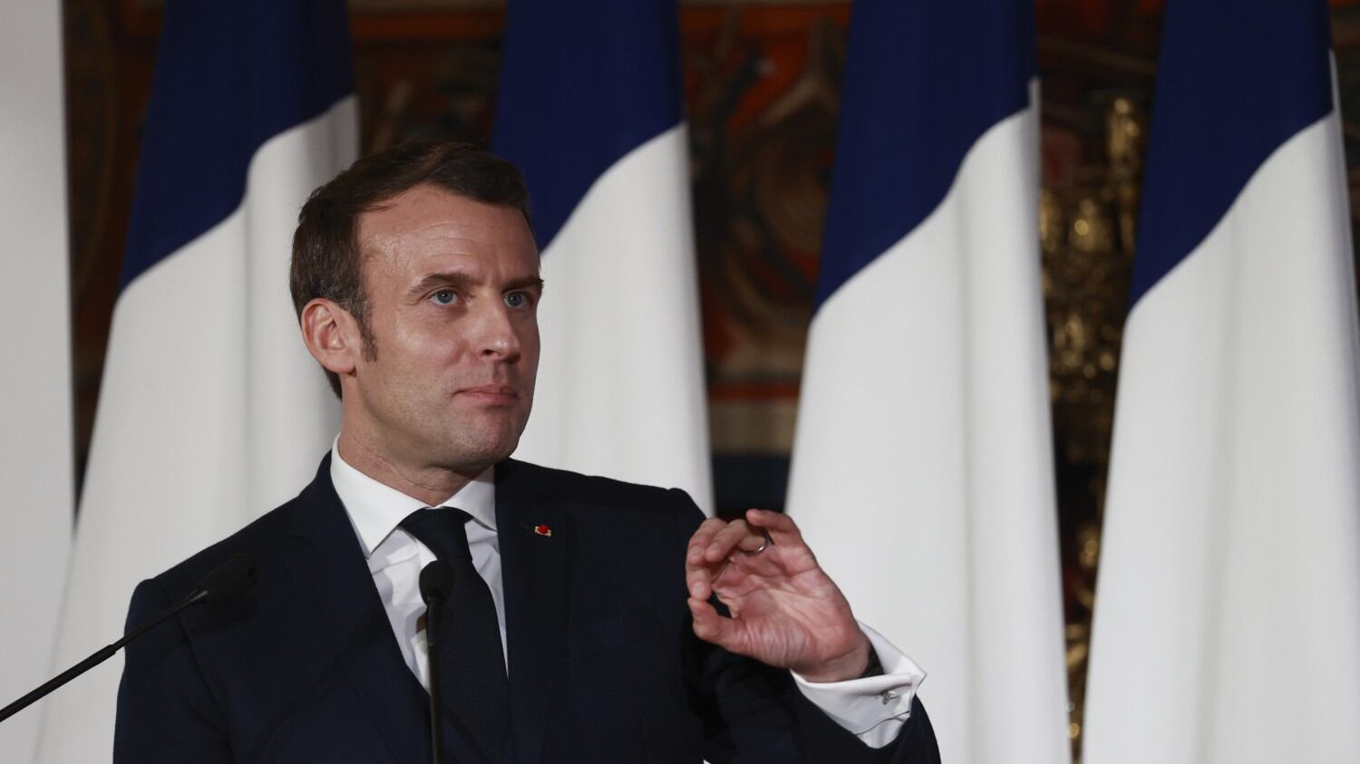 Macron si schiera con l'Italia: "Fondo comune o l'Ue fallisce"