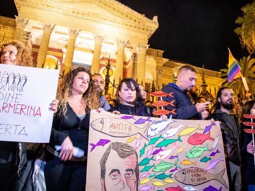 Ma quale movimento apartitico, a Palermo solo "sardine rosse"