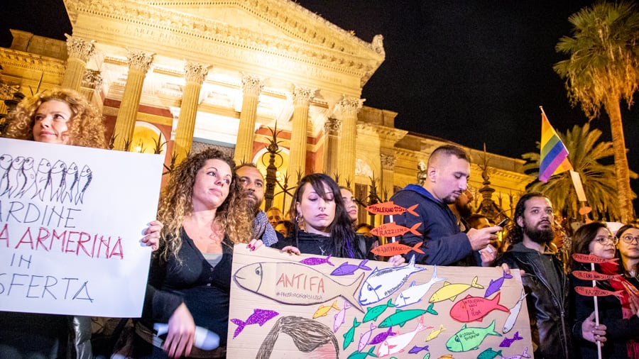 Ma quale movimento apartitico, a Palermo solo "sardine rosse"