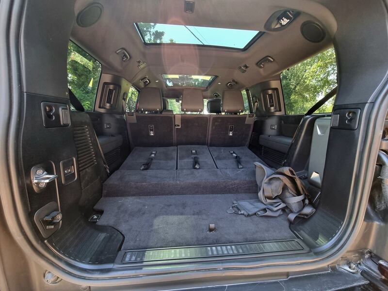 Land Rover Defender 130: guarda la gallery 19