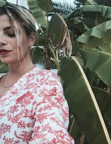 Emma Marrone sexy in topless 8