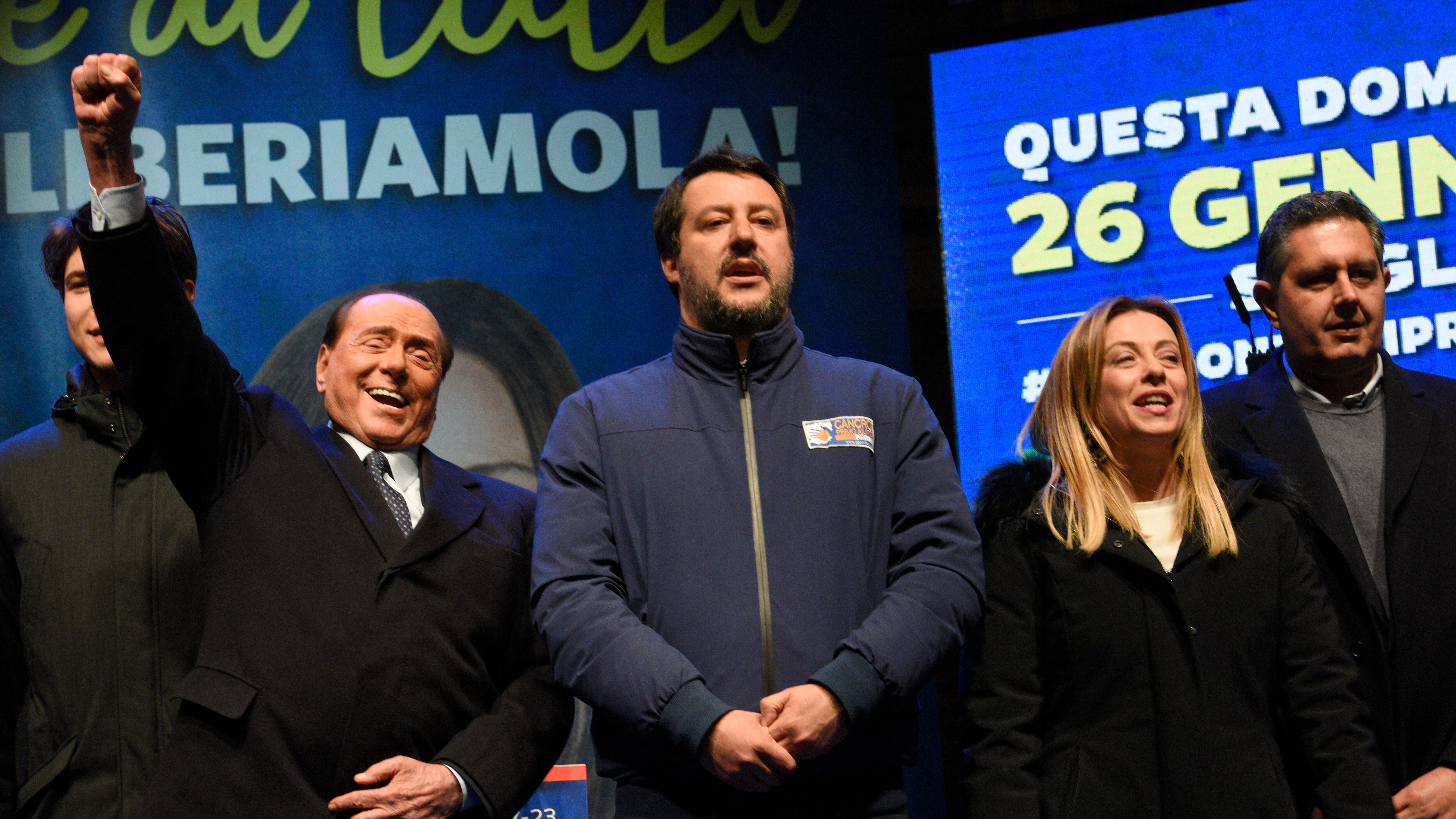 Berlusconi ora rilancia il ruolo di Forza Italia "Partito unico nel 2023"