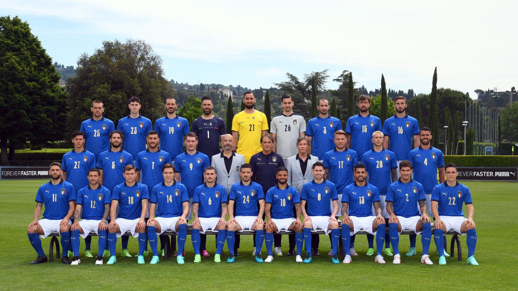 La follia francese contro gli Azzurri: "Neanche un nero in squadra, razzisti"