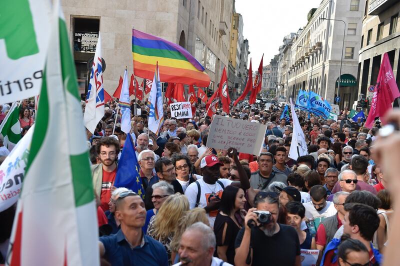 Sinistra in piazza contro Salvini e Orban 8