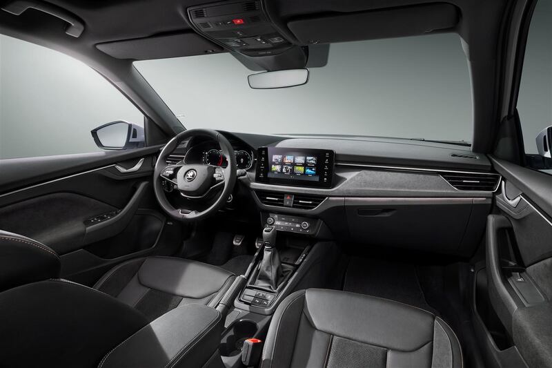 Nuove Skoda Kamiq e Scala restyling, guarda tutte le foto  16