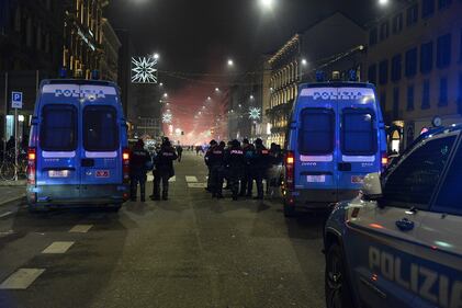 La festa del Marocco finisce nel sangue a Milano: le immagini 2