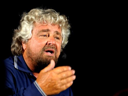 Grillo: "Il parlamento funziona anche senza governo"