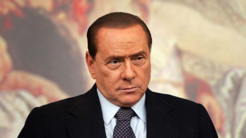 L'incubo di Berlusconi: "Il Prof ancora premier con Ingroia, Fini e Bindi"